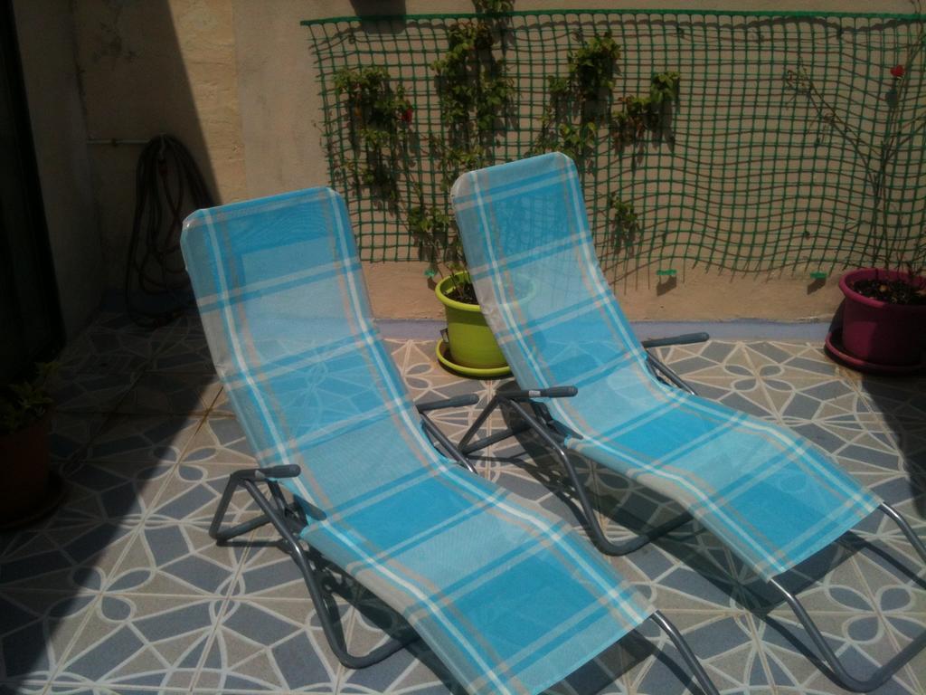 Akwador Guest House Marsaskala Ngoại thất bức ảnh
