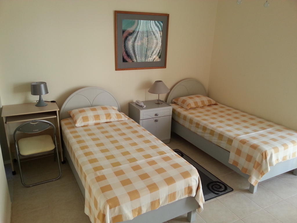 Akwador Guest House Marsaskala Ngoại thất bức ảnh