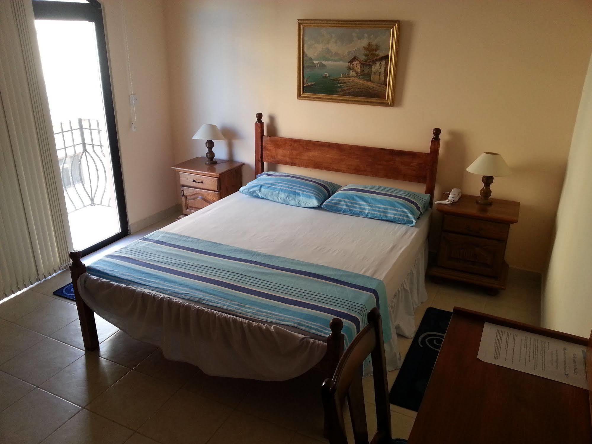 Akwador Guest House Marsaskala Ngoại thất bức ảnh