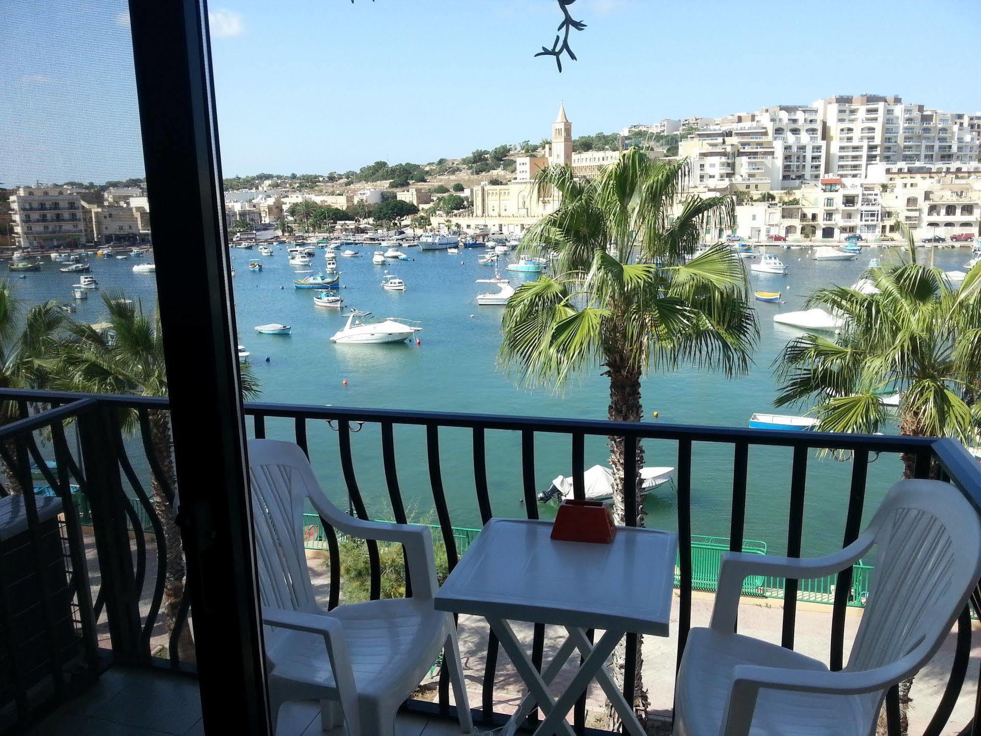 Akwador Guest House Marsaskala Ngoại thất bức ảnh