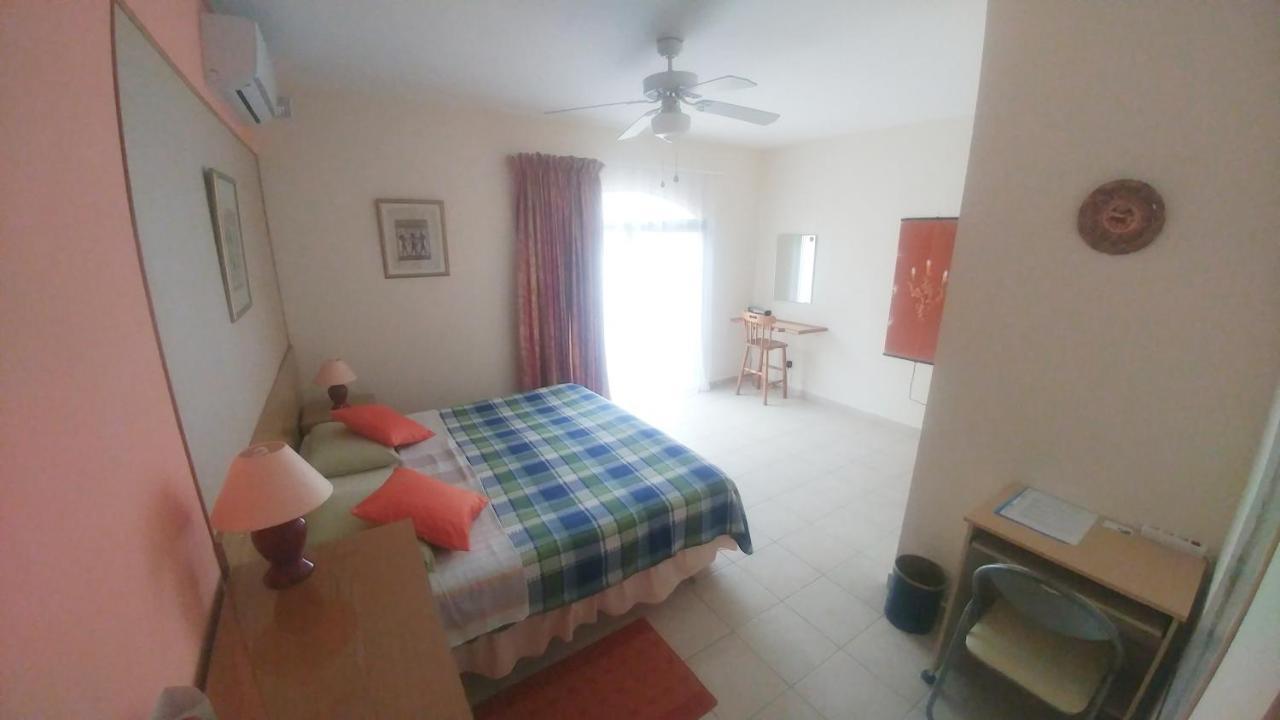 Akwador Guest House Marsaskala Ngoại thất bức ảnh